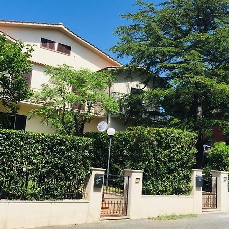 Ferienwohnung Cedro Del Libano Castiglioncello Exterior foto